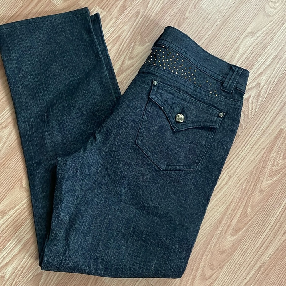 Pair of black jeans, straight leg
